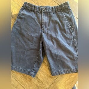 Eddie Bauer Gray Flat Front Shorts Lightweight Casual Wear